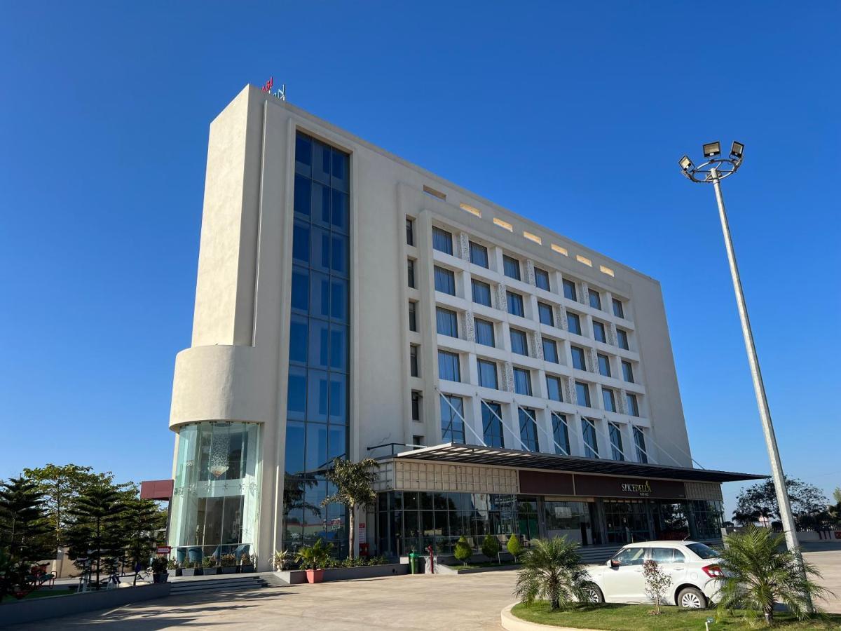 Rakabi The Fern, Igatpuri Hotel Exterior photo